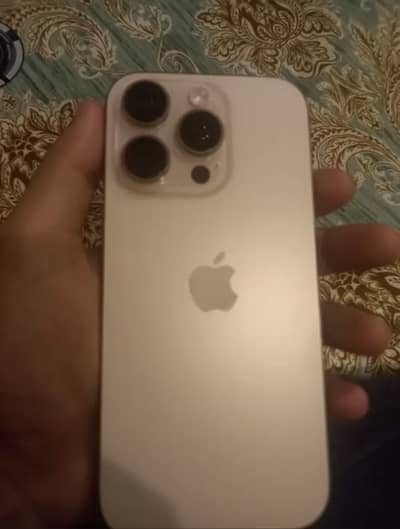 Apple iPhone 16 Pro