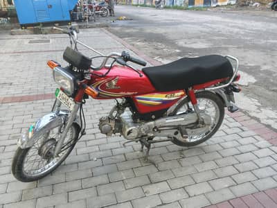 Honda CD70 2014 model