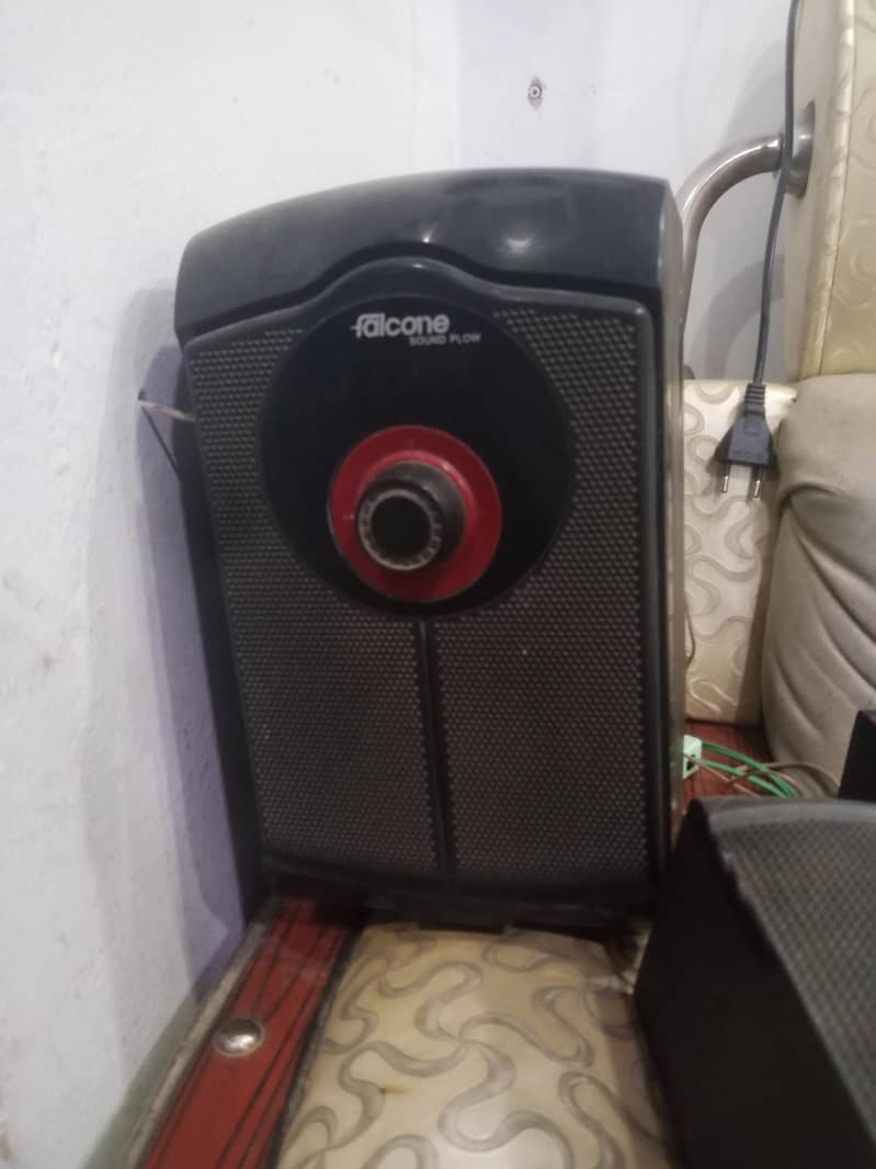 speaker 0