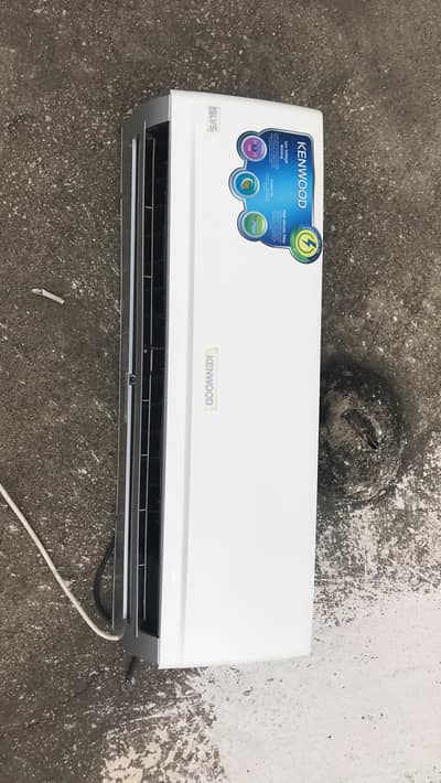 Kenwood 1 ton ac non inverter 10/10 condition no fault full ok