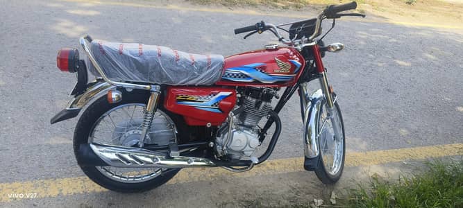 24  modal lush baike