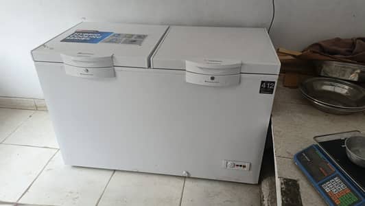 Refrigerator/ Freezer