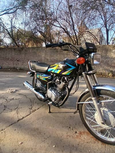 HONDA 125 2021 BLACK NUMBER NAHI LAGA HUA BILKUL NEW CONDITION