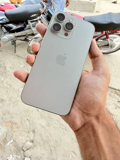 Apple iPhone 15 Pro Max