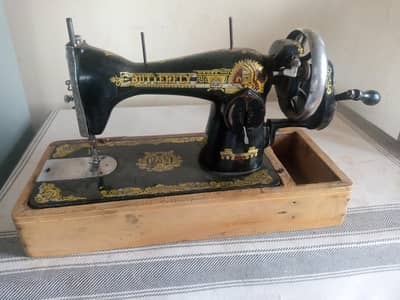sewing Machine 100% working