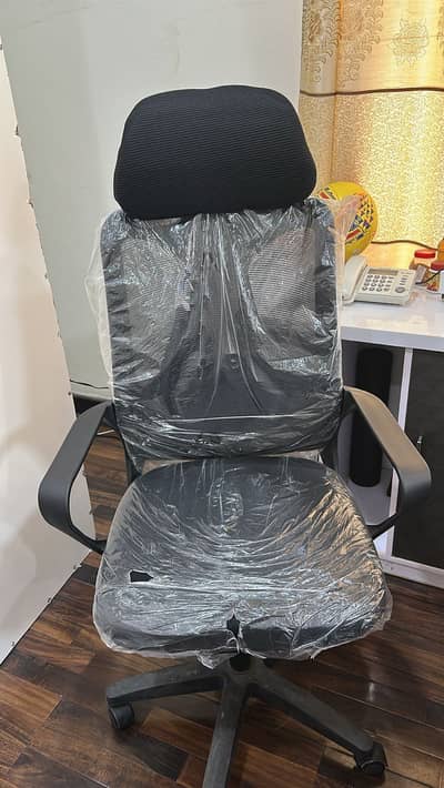 5-office staff chairs 10/10