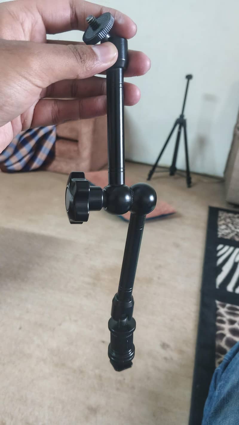 Magic arm 1
