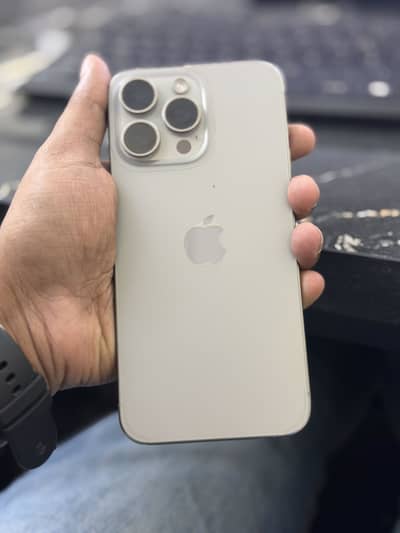 Apple iPhone 15 Pro Max