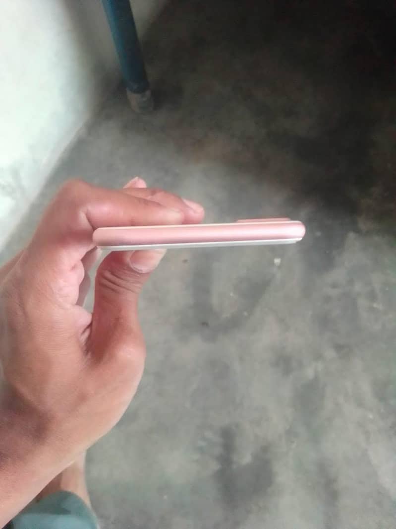 Apple iPhone 7 Plus 03114017925 call or WhatsApp 3