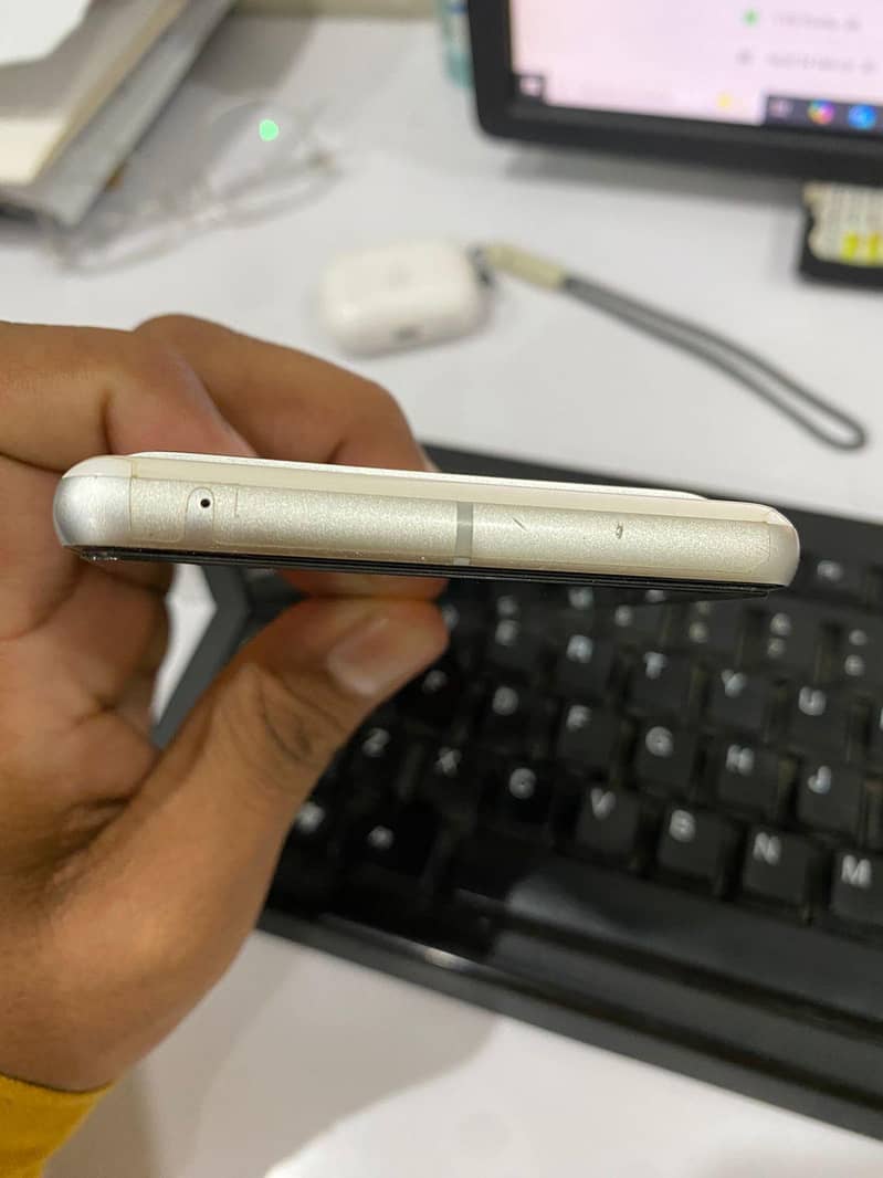 Google Pixel 7 3