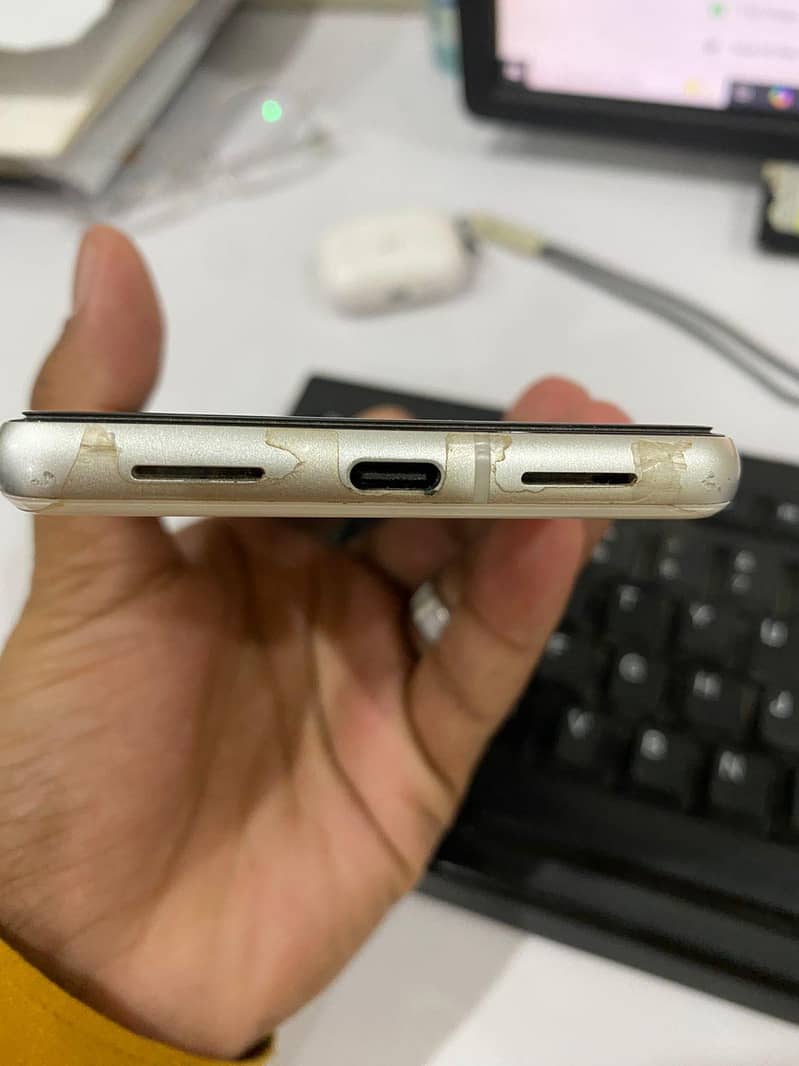 Google Pixel 7 5