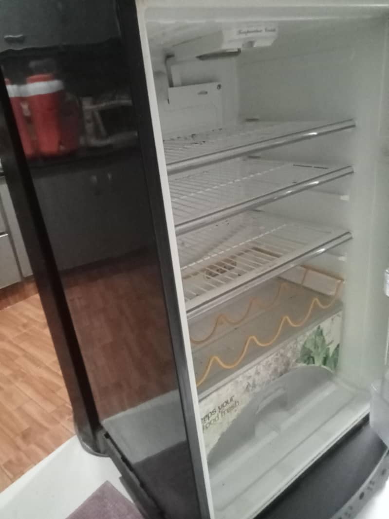 Dawlance Refrigerator 4