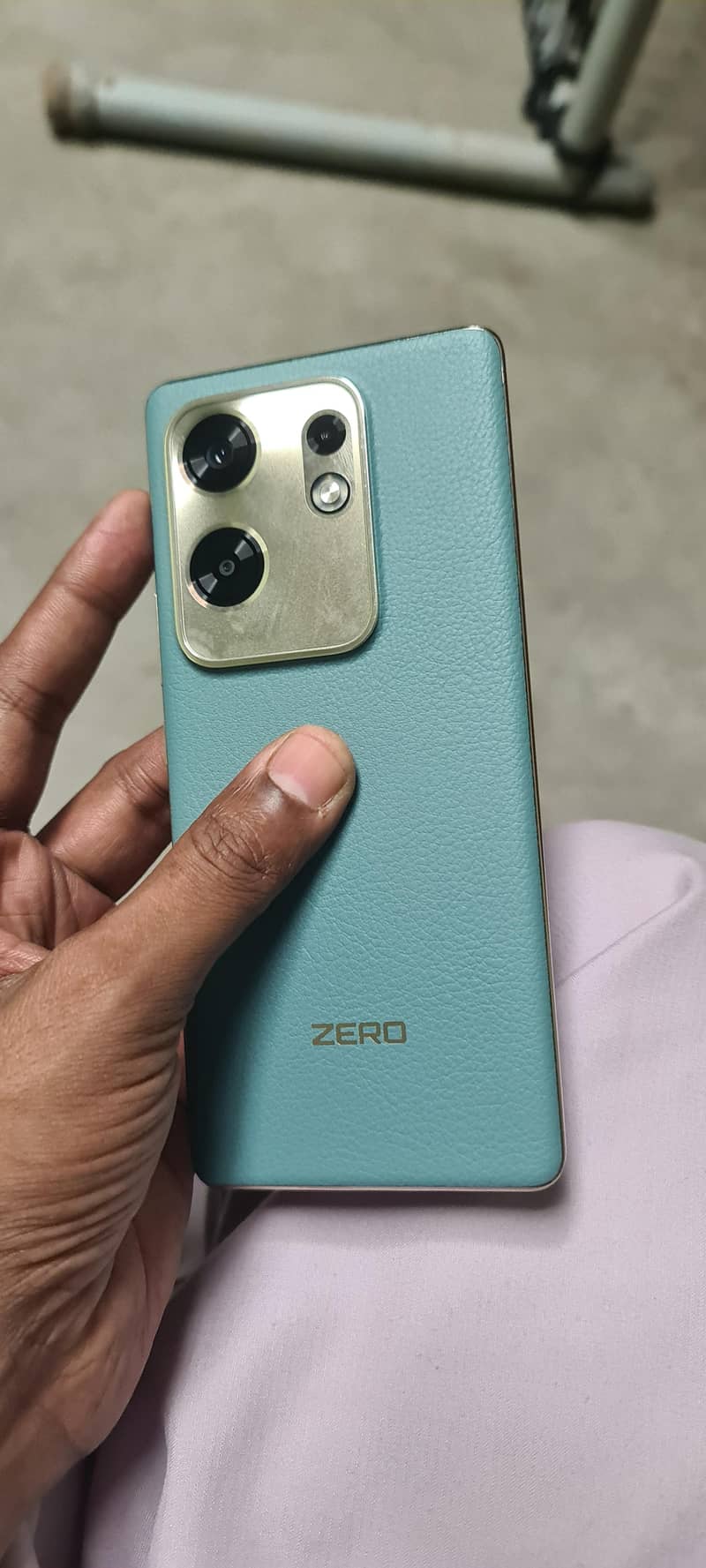 Infinix Zero 30 3