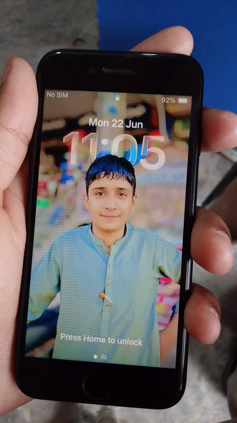 Apple iPhone SE 3