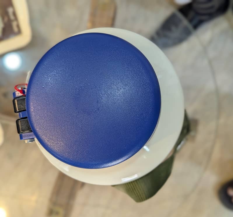 Liquid Nitrogen Storage Container 3