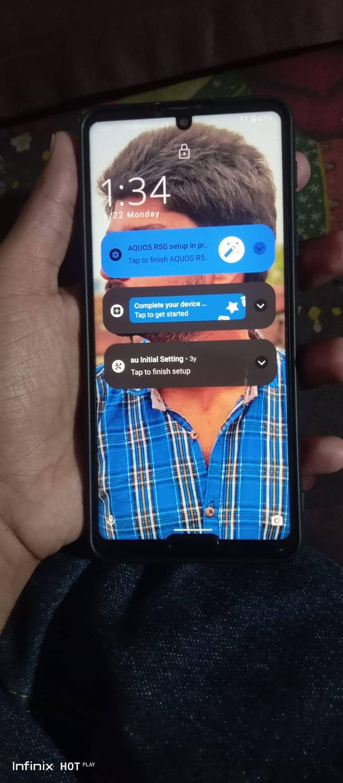 Sharp Aquos R5G 2