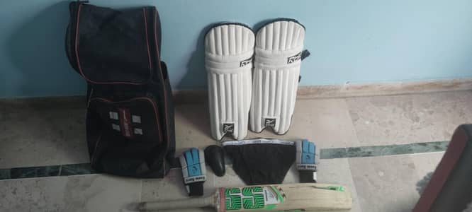 Cricket kit for 12 to 17 year's old boys without helmet