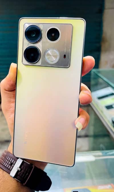Infinix Note 40