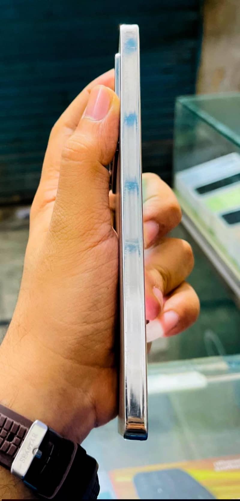 Infinix Note 40 4