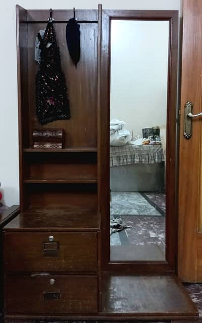 Wooden dressing table
