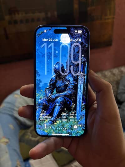 Apple iPhone 16
