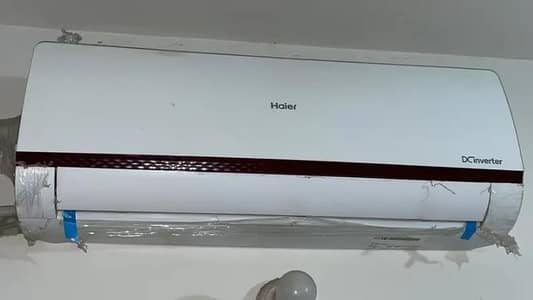 Haier 1.5 ton Dc inverter heat and cool totally genuine good condition