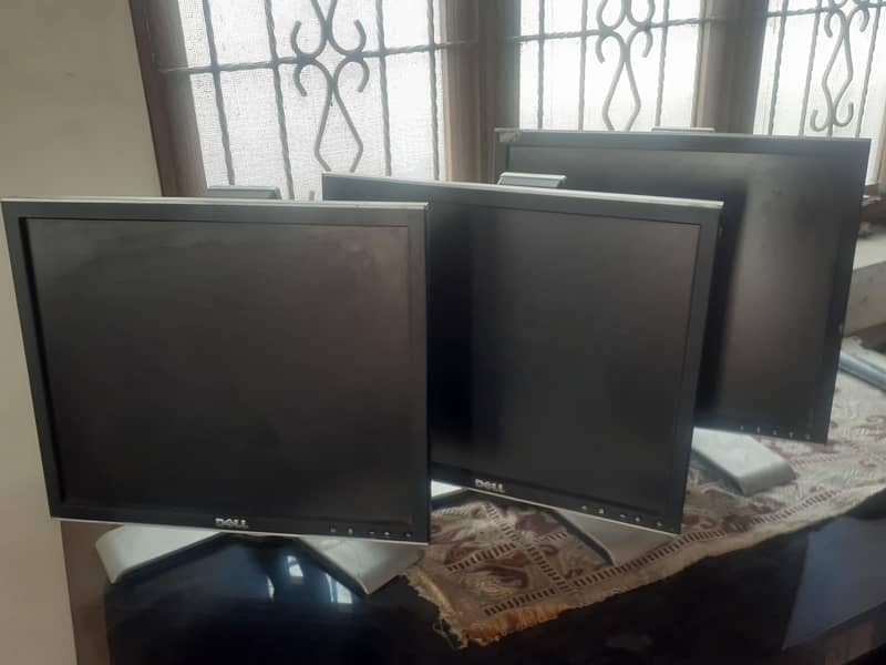 Lcd monitors 0