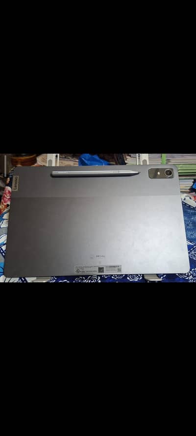 Lenovo P12 tablet 10/10 with pen charger warranty available