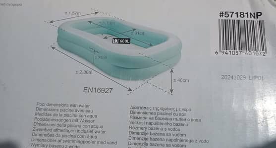 Swimming pool