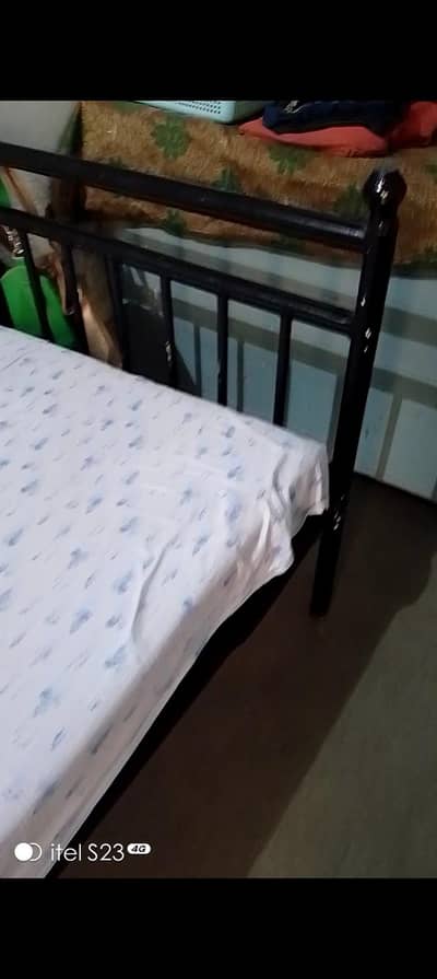 Iron single 2 beds 03077718522