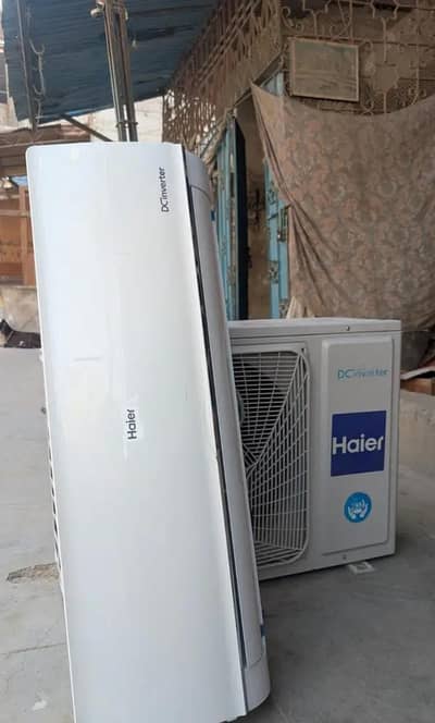 Haier 1.5 ton Dc inverter heat and cool totally genuine good condition
