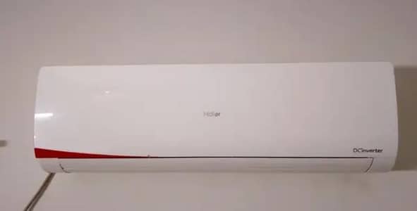 Haier 1.5 ton Dc inverter heat and cool totally genuine good condition