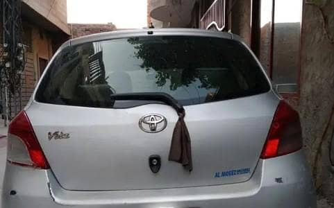vitz 2006/12