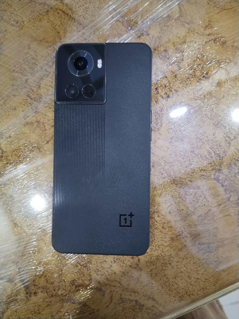 One Plus 10R 1