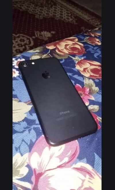 Apple iPhone 7