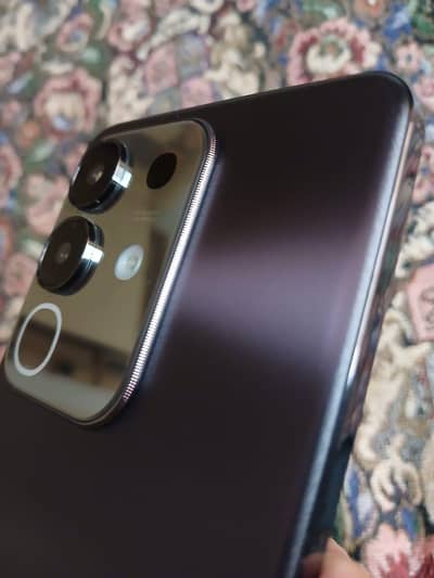 Vivo Y29
