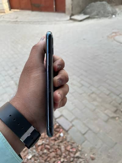 Apple iPhone 11 Pro factory  unlocked
