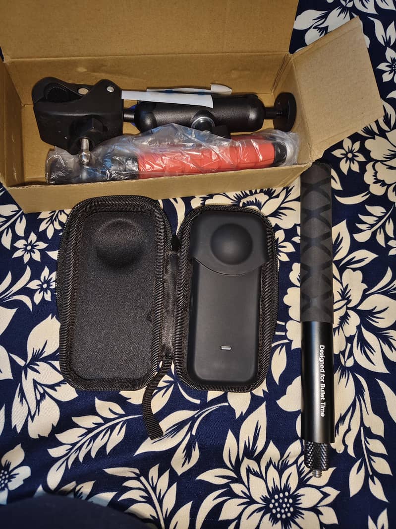 Insta 360 x2 1