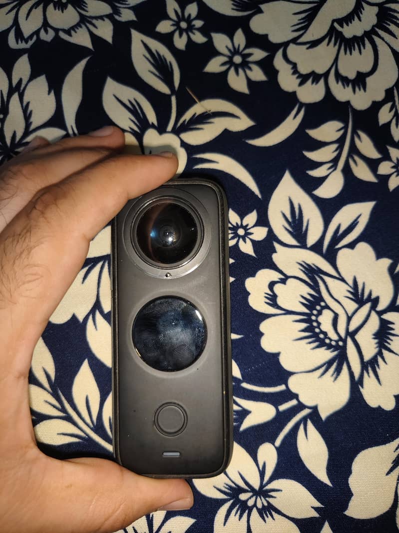Insta 360 x2 5