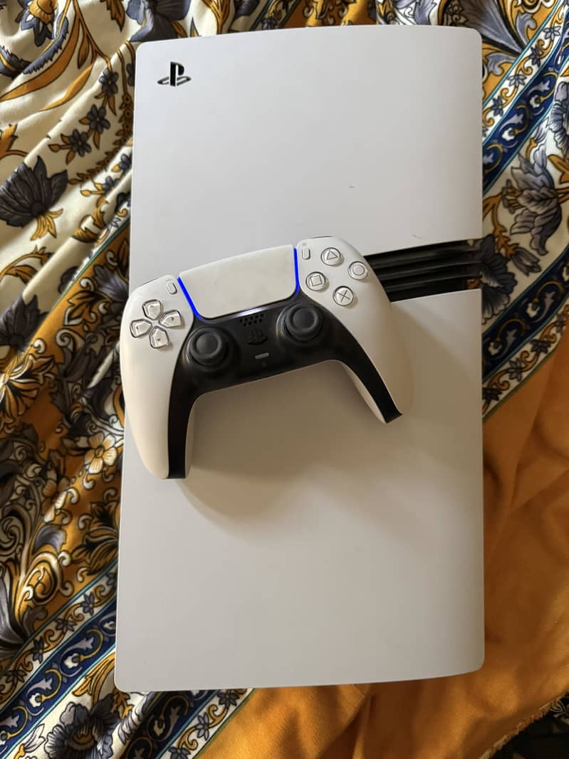 PS5 Pro 2Tb With 2 Controller Bundle 3