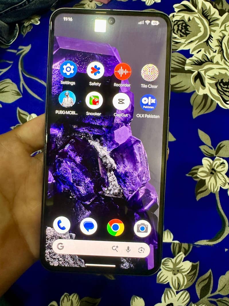 Google Pixel 8 5