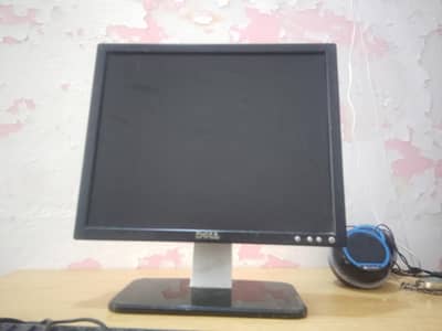 Computer LCD in excellent condition