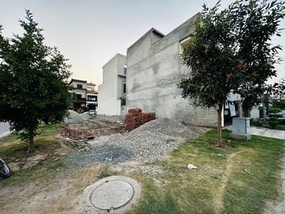 10 MARLA (85 FEET ROAD) CHEAPEST PRICE PLOT AT PRIME LOCATION OF PLATINUM BLOCK AVAILABLE FOR SALE