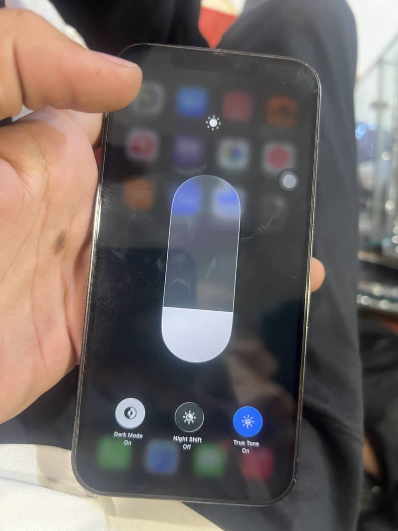 iPhone 12 pro max 4