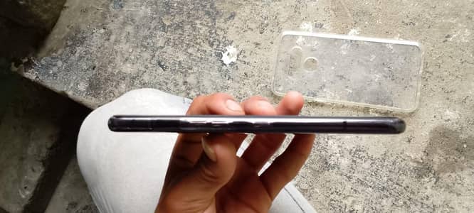 LG V50 ThinQ