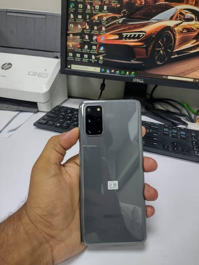 Samsung galaxy S20 plus 12/128 Exchange possible