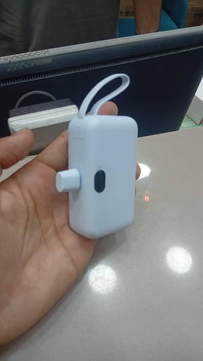 Power bank pocket size (10000mah battery) more detail in description