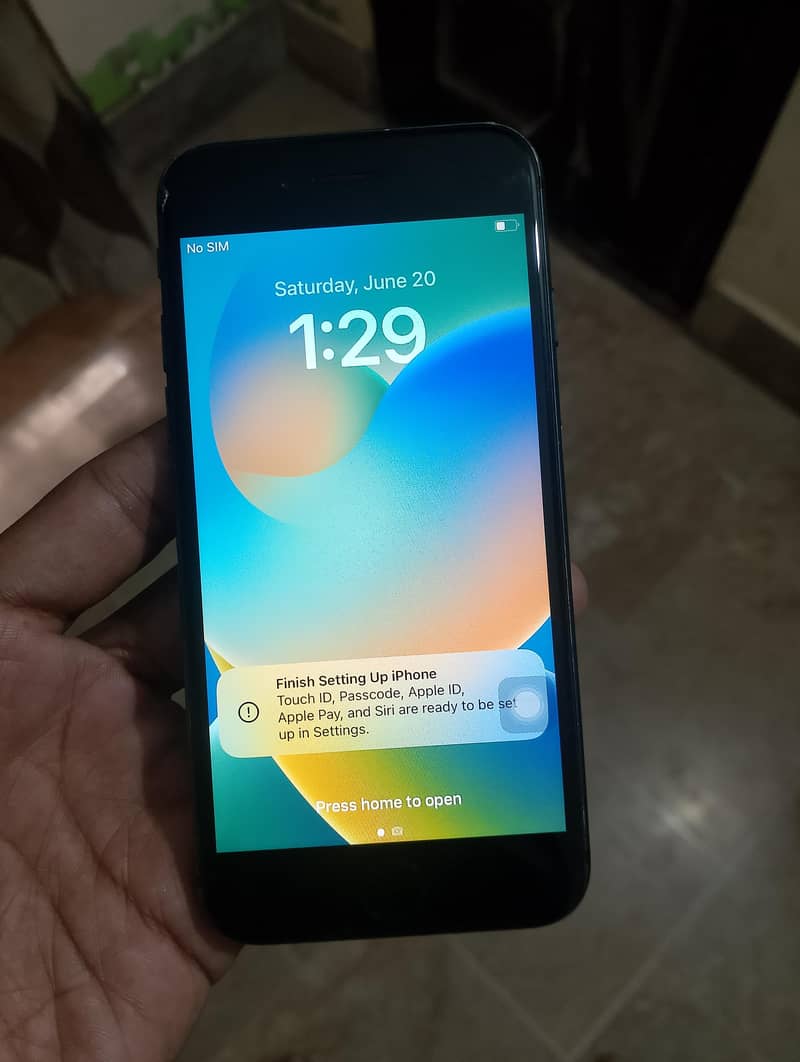 Apple iPhone 8 0