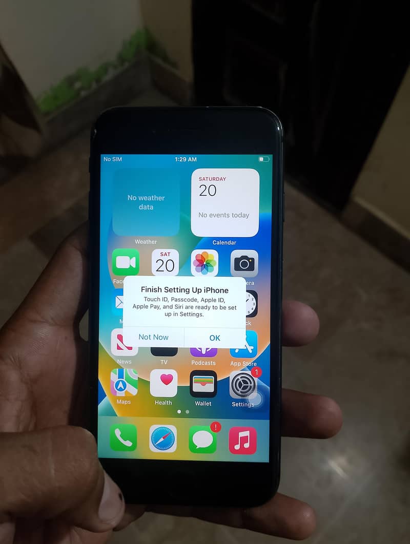 Apple iPhone 8 1