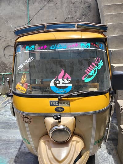 CNG riksha